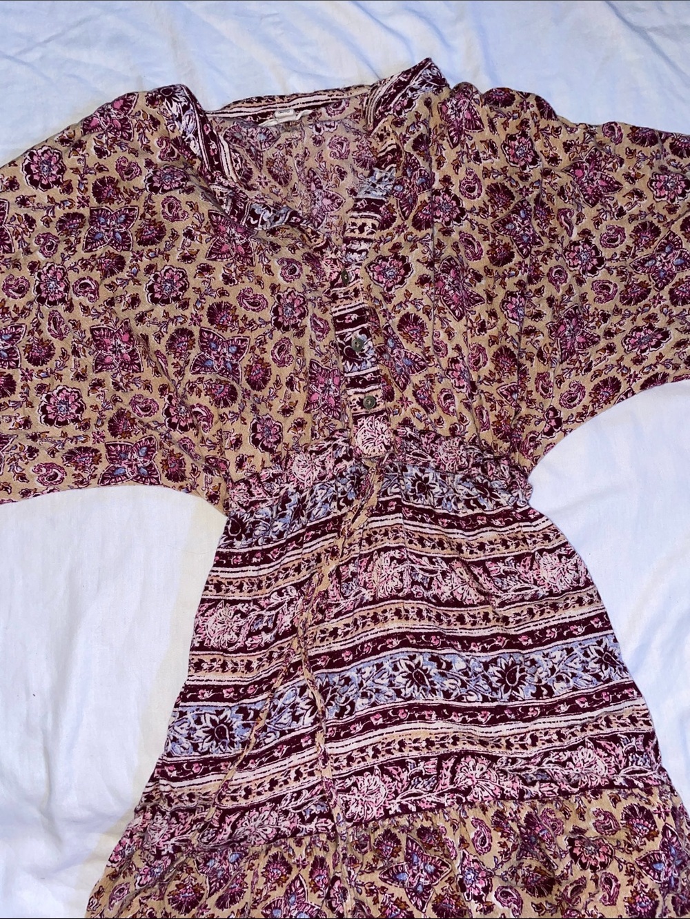 Billabong Floral Print Women’s Tunic in Beige and Mauve